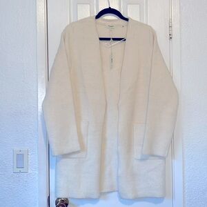 Sweater/ cardigan